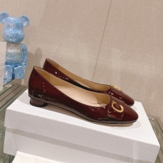 Christian Dior Low Shoes